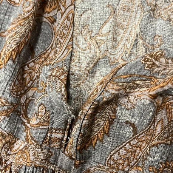 slight tear that can be sown - Picture 2 of 2